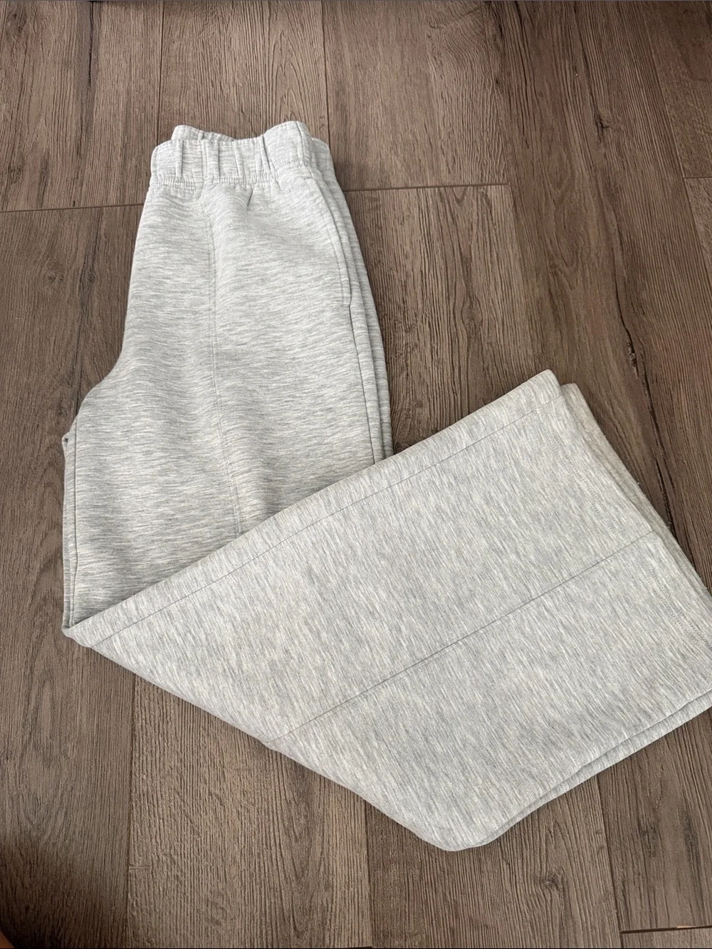 Girls- Old Navy-Light Gray Sweatpants -Size L (10/12)